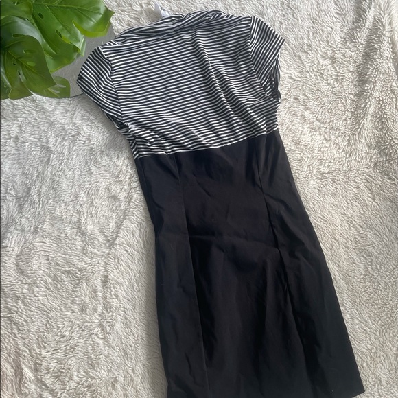 NWT Guess Fitted Mini Stiped Dress - Picture 3 of 8